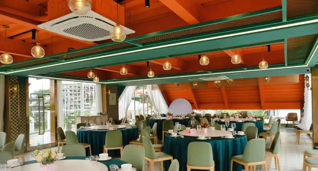 餐饮策划将色彩碰撞到底，看这家深圳餐饮空间设计如何诠释独特的摩洛哥风情